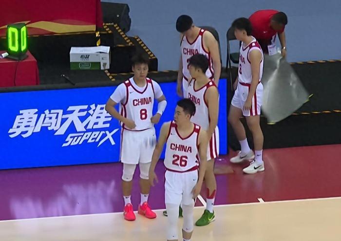 河北精英大胜对手，豪取关键三分