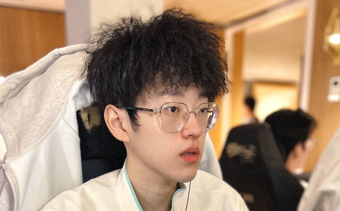 HLE鏖战KT，Scout打出惊人五杀峡谷大战成都决赛之夜，留下经典瞬间