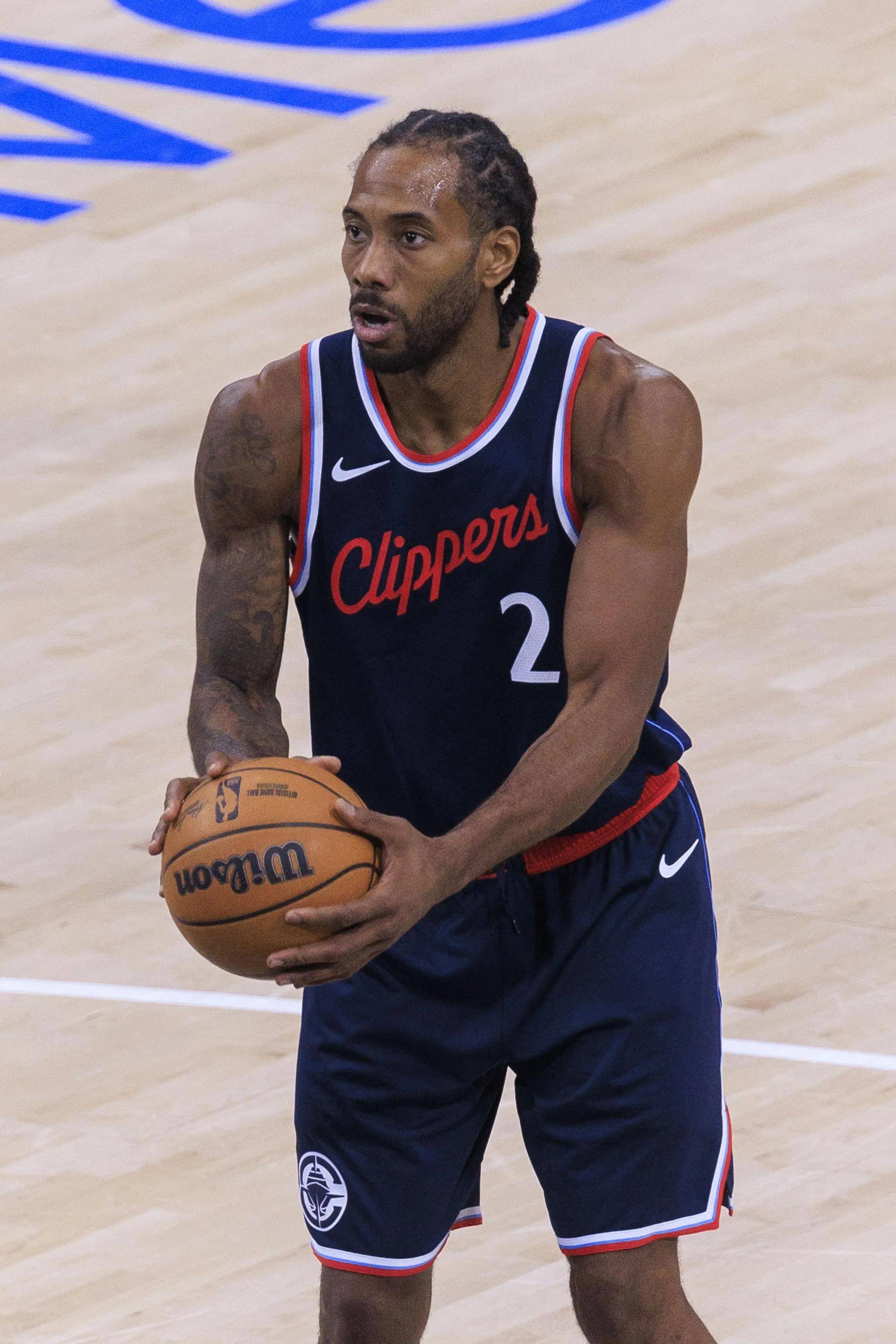 关于快船队核心球员受伤,球队备战不利的信息 关于快船队核心球员受伤,球队备战不利的信息