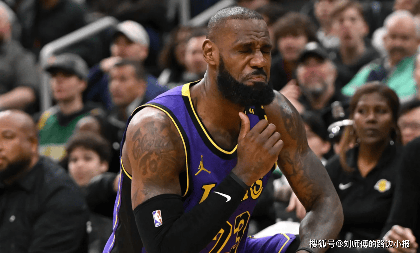 包含湖人连胜11场,詹姆斯状态火爆的词条 包含湖人连胜11场,詹姆斯状态火爆的词条