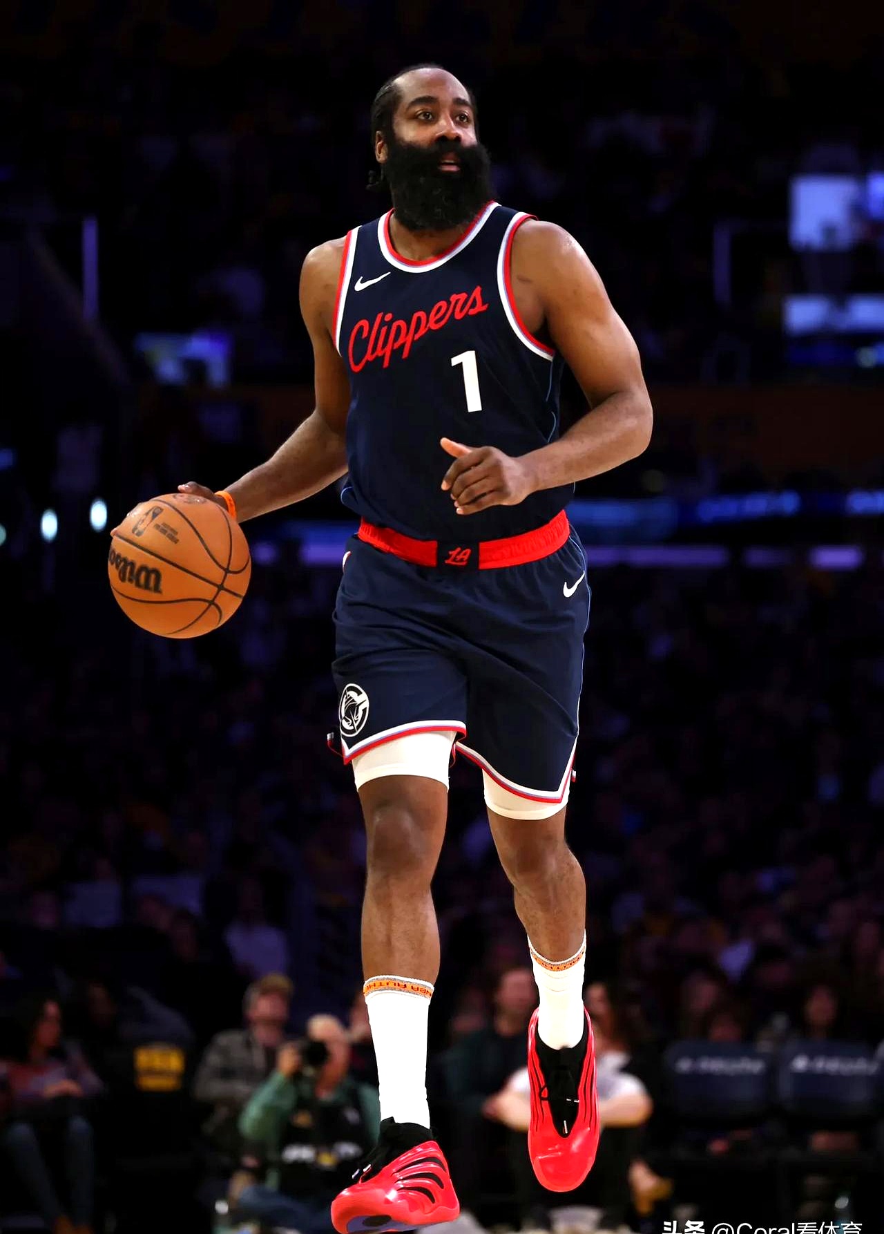 快船队主场擒灰熊，保持不败