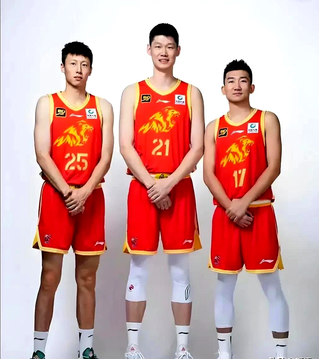 开云体育官方网站-广东宏远击败对手，成功保持不败纪录