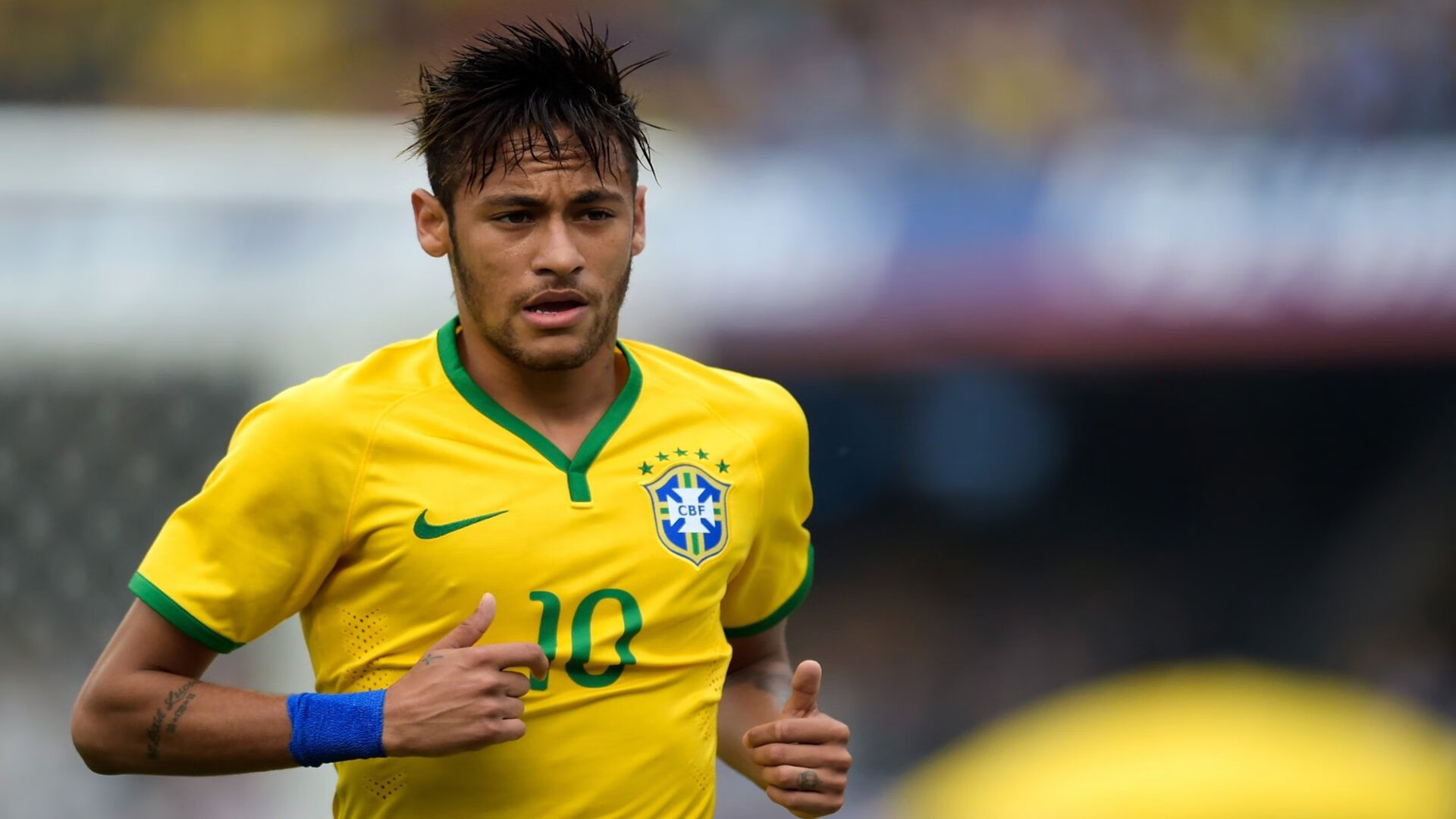 沙漠绿茵的逆袭,沙特加时鏖战罗马,皮克在排名争夺战中接管世纪之战